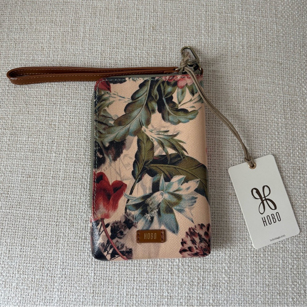 HOBO Tropical Floral Wristlet